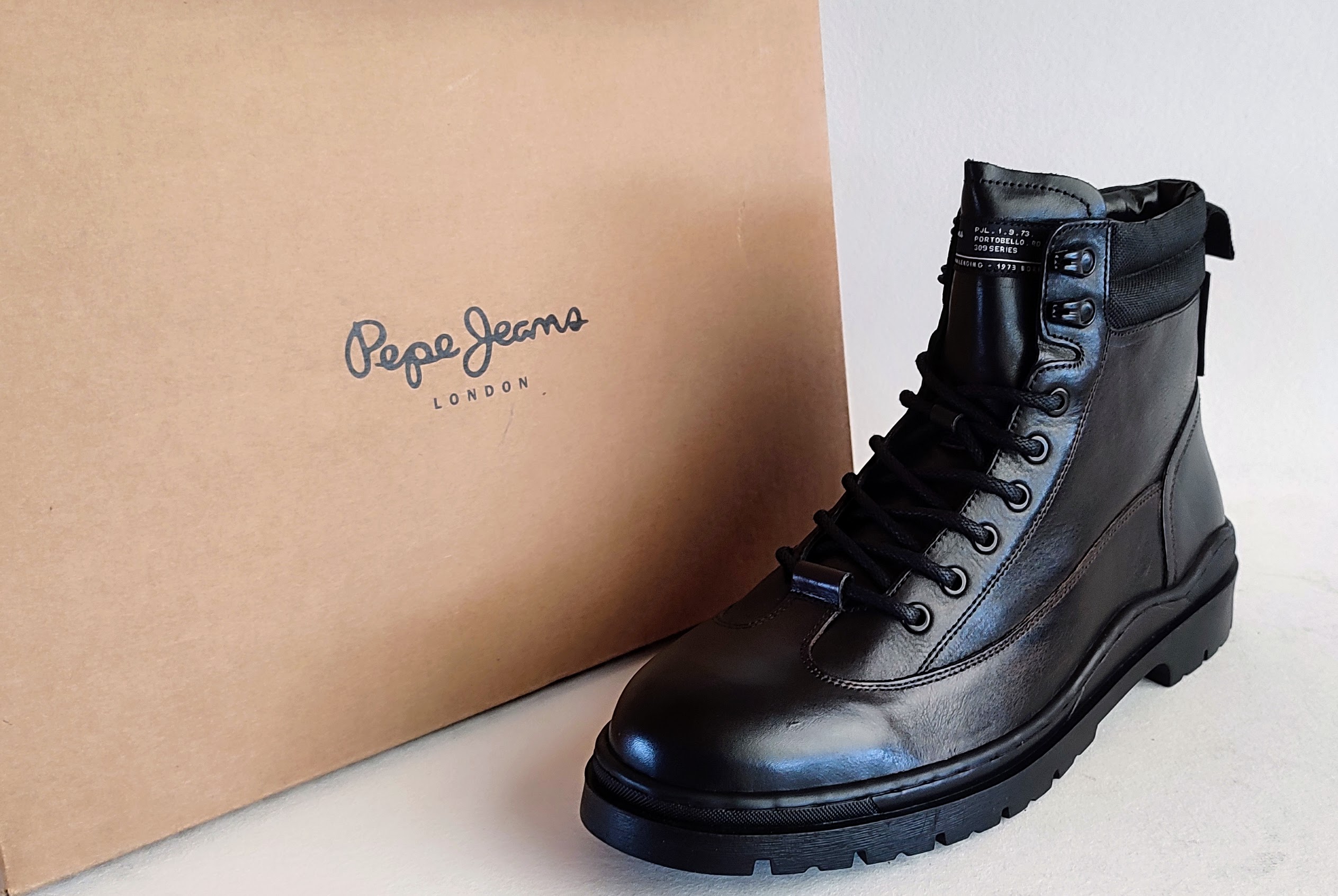 Ботинки Pepe Jeans на шнуровке черного цвета, размер 44 — изображение 2